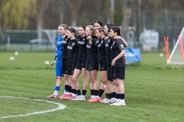Bild 25 - wBJ Hamburger SV - Eimsbuettler TV : Ergebnis: 4:0